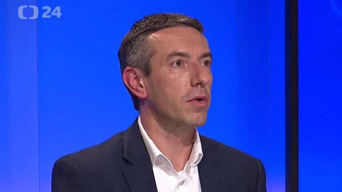 90’ ČT24 - Rozpočet 2017 ve sněmovně