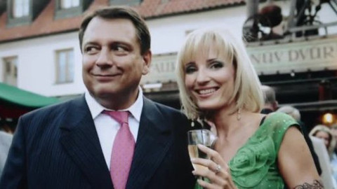 Rub a líc - Partnerství se slavným