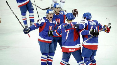 MS v ledním hokeji 2012 Finsko a Švédsko - Švýcarsko - Slovensko