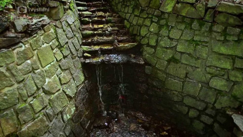 Kapka vody - Fotbalová hřiště a jejich zalévání