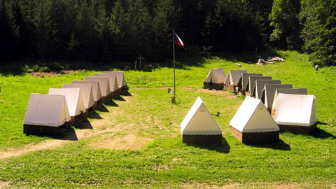 Skaut má holá kolena