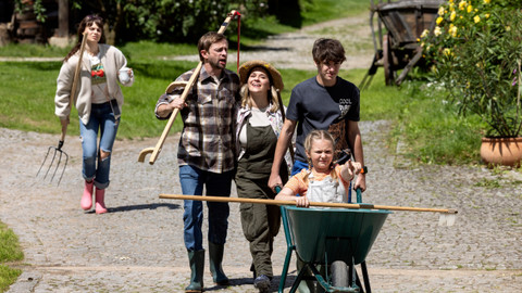 Skočdopolovi - 2/10 Inspirace minulostí