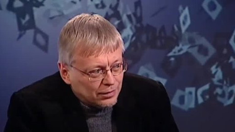 Před půlnocí - 1. února 2010