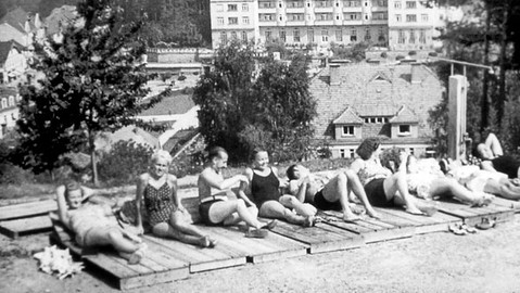 Hledání ztraceného času - Život v lázních