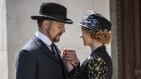 Pan Selfridge - Epizoda 6/10