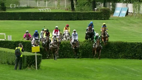 Jezdectví - III. kvalifikace na Velkou pardubickou