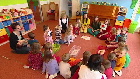 90’ ČT24 - Známky nebo slovní hodnocení?