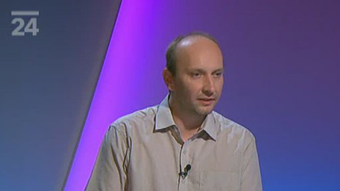 Před půlnocí - 27. července 2012