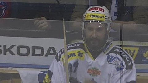 Buly hokej - HC ČSOB Pojišťovna Pardubice - HC Kometa Brno