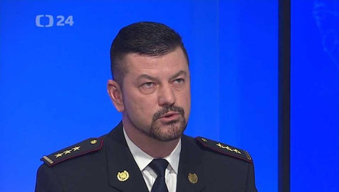 90’ ČT24 - Plány nového ředitele dopravní policie
