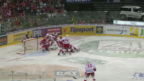 Buly hokej - HC Slavia Praha - HC Oceláři Třinec