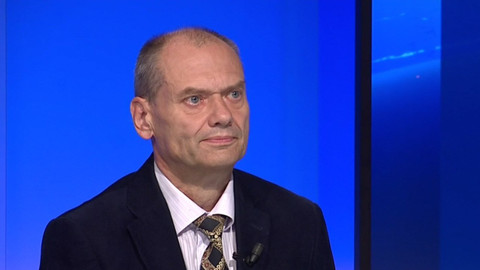 90’ ČT24 - Ústavní právo na zbraň?