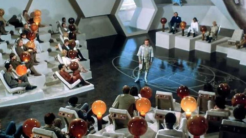 Návštěvníci - 1/15 Země roku 2484