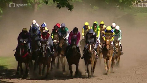 Jezdectví - I. kvalifikace na Velkou pardubickou 2016