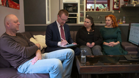 Krotitelé dluhů - Krotitelé dluhů - Hejnalovi