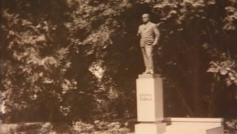 Archiv dne - 9. březen 1990: Agrárník Švehla ve studni