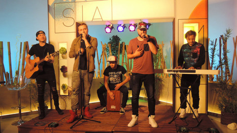 Sama doma - 2. října 2017