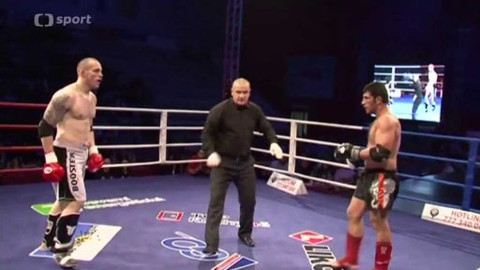 Bojové sporty - MS v kickboxu 2014 Praha