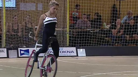 Cyklistika - M ČR v sálové cyklistice