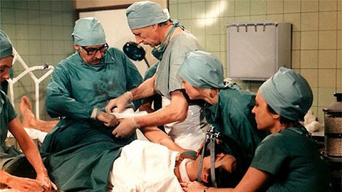 Pokračování příště - Nemocnice na kraji města