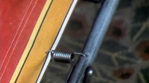 Archiv dne - 21. srpen 1985: Pružinka do kempingových lehátek