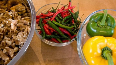 Kuchařská pohotovost - Ořechy nejen pro Popelku