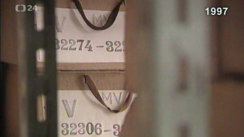 Archiv ČT24 - Konec StB?