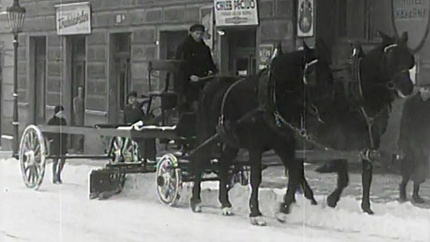 Hledání ztraceného času - Sníh, prach a popel