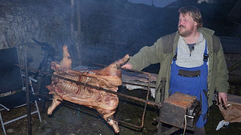 Malá farma - Selátko na rožni