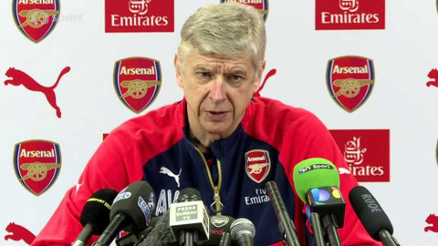Arsenal TV - Tisková konference s trenérem Arsenalu Arsenem Wengerem