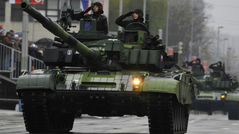 100 let od vzniku Československé republiky - Slavnostní vojenská přehlídka