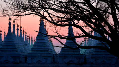 Na cestě - Na cestě po Mandalaji