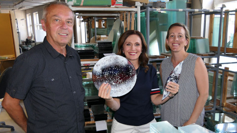 Toulavá kamera - Za rodinným stříbrem - 4/8 Královéhradecký kraj a Brno