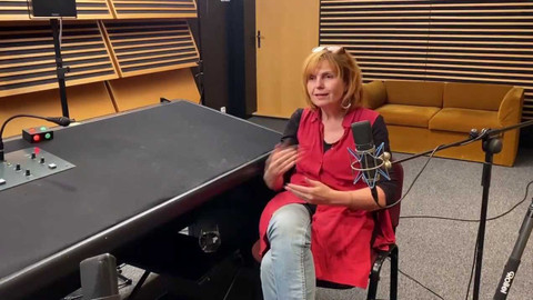 Background ČT24 - Petra Procházková