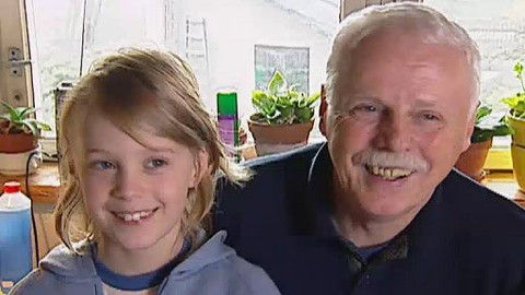 Teď vedou, babička s dědou - Petr Brukner s vnukem