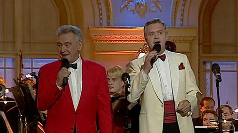 Pod jednou střechou na Žofíně 2002