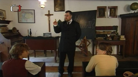 V kůži předků - 7/13 Učitel