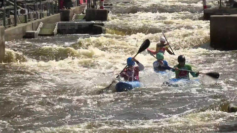 Kanoistika - 3. Český pohár v kajak krosu Skupiny ČEZ v Troji