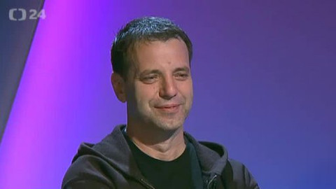 Před půlnocí - 12. října 2012