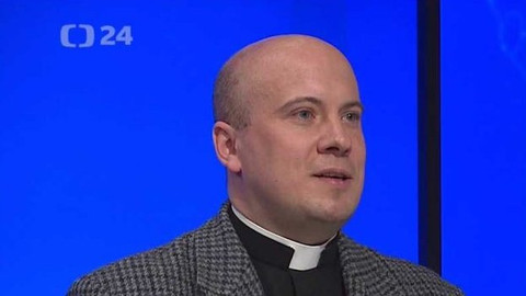 90’ ČT24 - Sněmovna o zdanění náhrad církvím