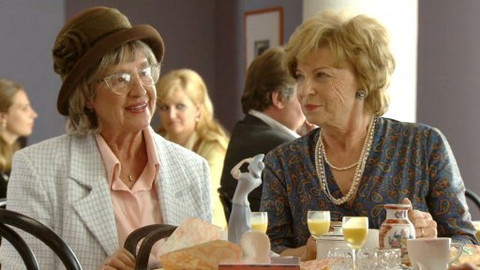 Vyprávěj - 18/26 Bonboniéra