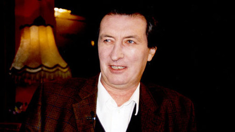 Věšák - Bolek Polívka