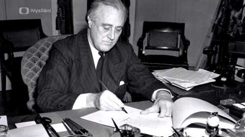 Úsvit atomového věku - 3. Projekt Manhattan