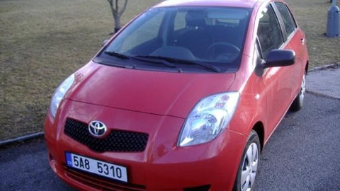 Auto Moto Revue - 8. dubna 2006