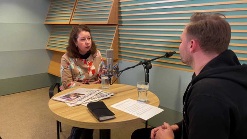 Background ČT24 - Kateřina Koubová