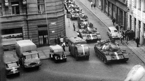 Ztroskotanci a samozvanci