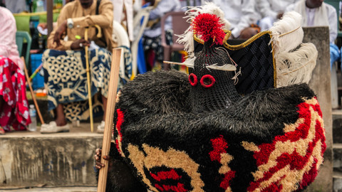 Po jedné stopě - 2/18 Tajné společenství EKPE