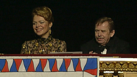 Příběhy 20. století - 7/16 Ponížení