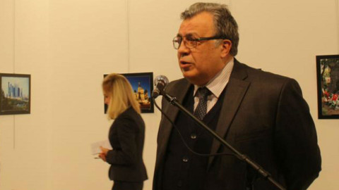 Mimořádné pořady ČT24 - Atentát na ruského velvyslance v Turecku