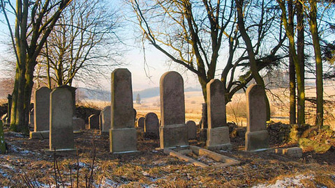 Hádanky domů života - 3/10 Židovská paměť objevená v sutinách